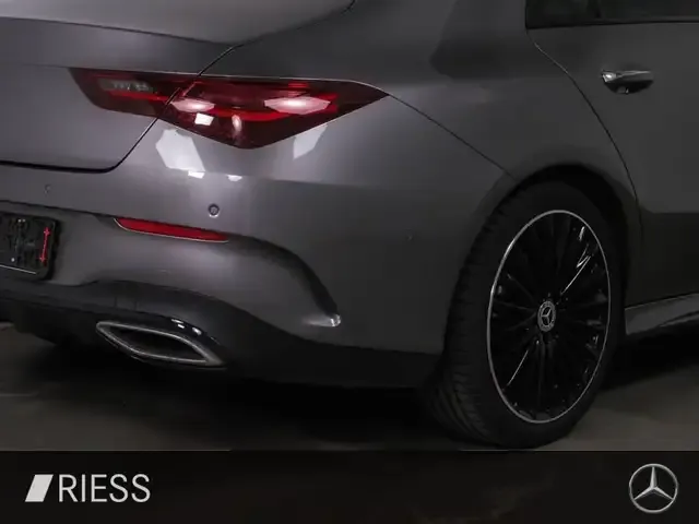 Mercedes-Benz CLA 200