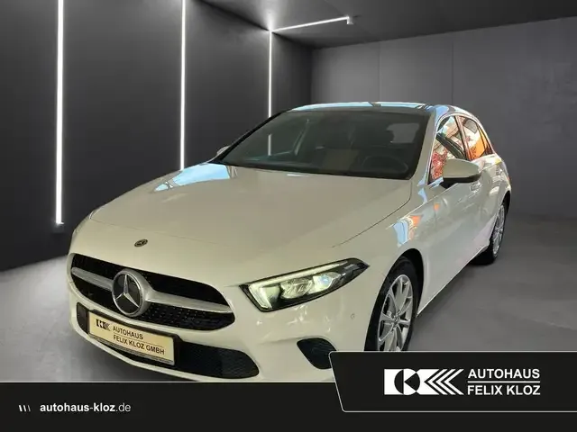 Mercedes-Benz A 200