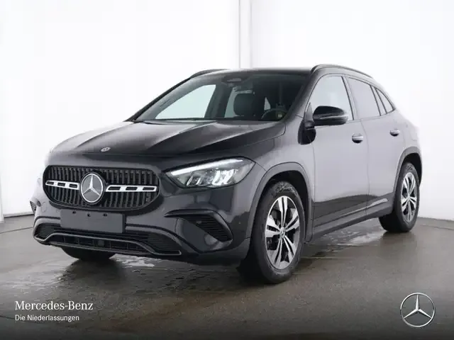Mercedes-Benz GLA 180