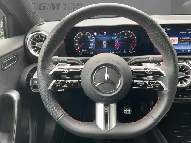 Mercedes-Benz A 220