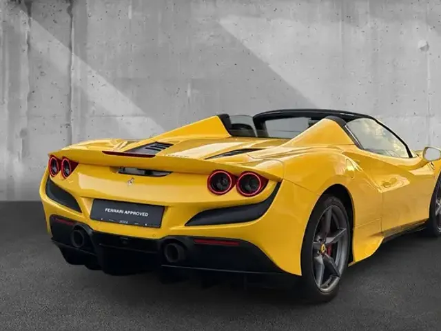 Ferrari F8 Spider