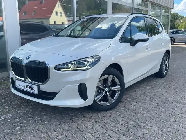 BMW 218