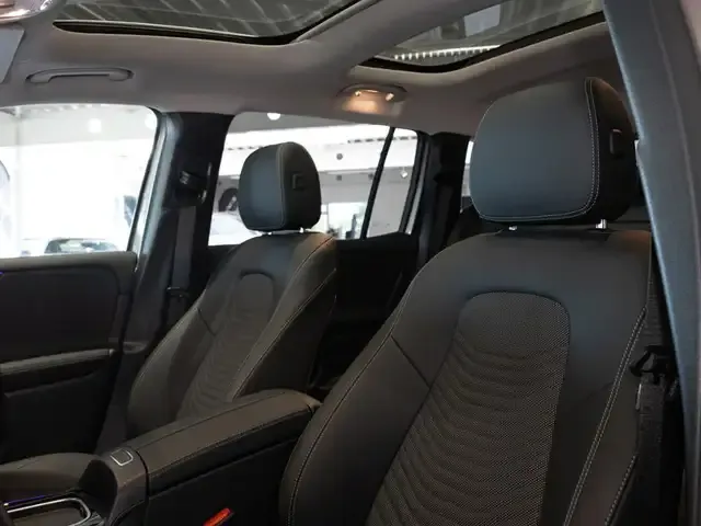 Mercedes-Benz EQB 300