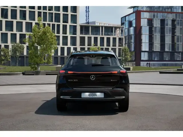 Mercedes-Benz EQA 300