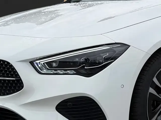 Mercedes-Benz CLA 180