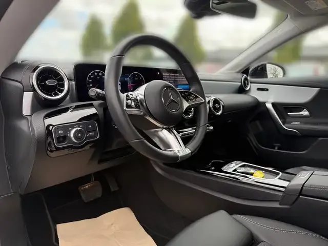 Mercedes-Benz CLA 180