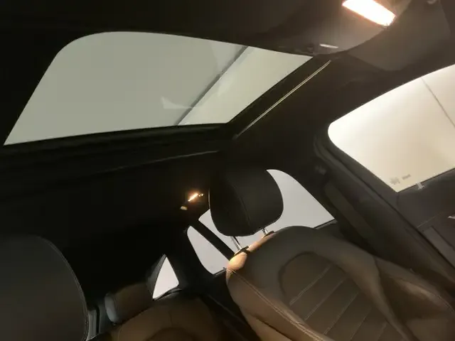 Mercedes-Benz EQC 400