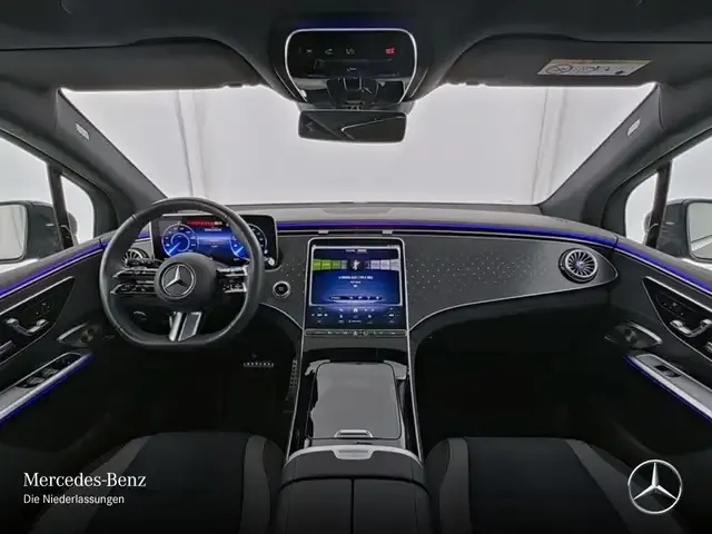 Mercedes-Benz EQE SUV