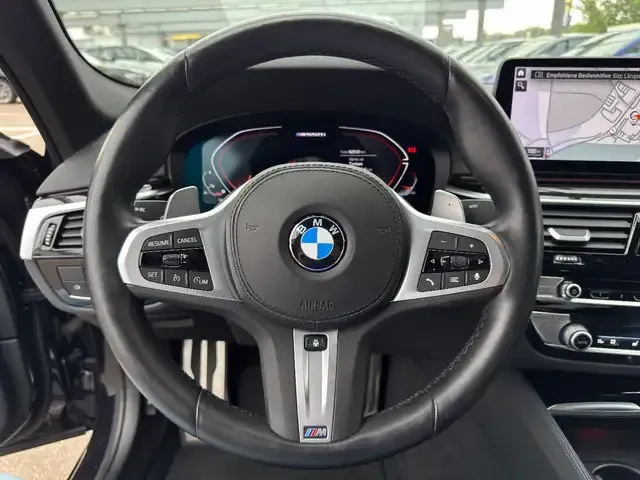 BMW M550
