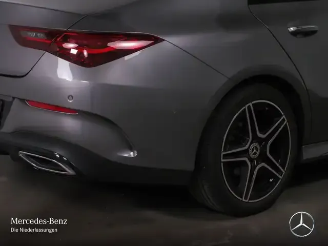 Mercedes-Benz CLA 180