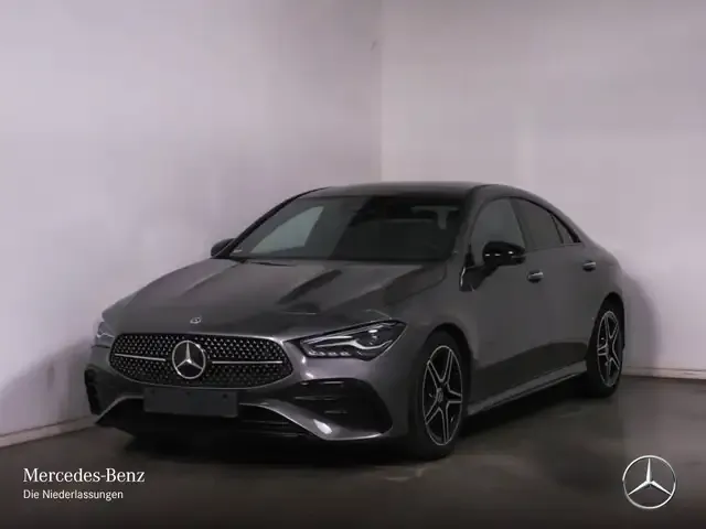 Mercedes-Benz CLA 180