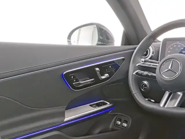 Mercedes-Benz CLE 300