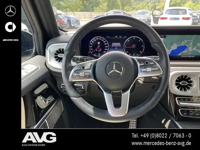 Mercedes-Benz G 400