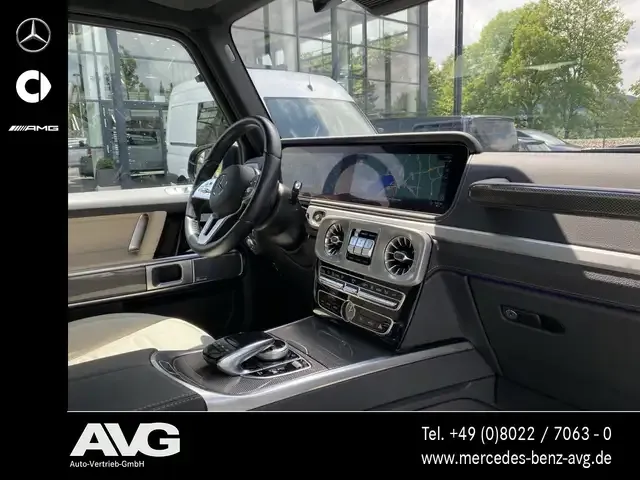 Mercedes-Benz G 400