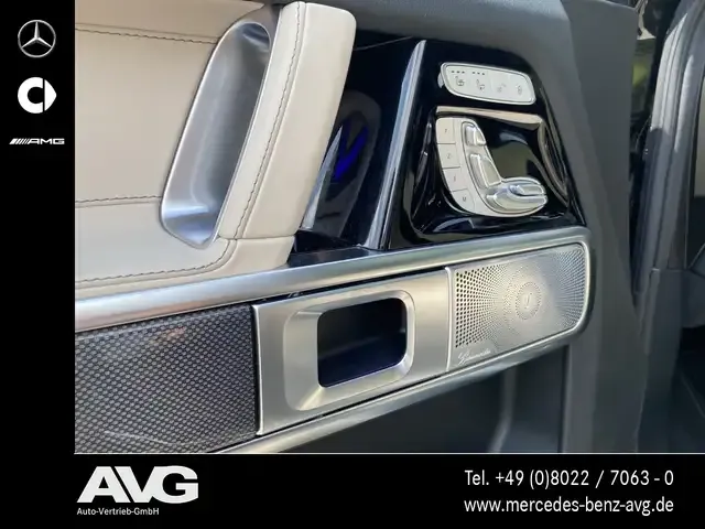 Mercedes-Benz G 400