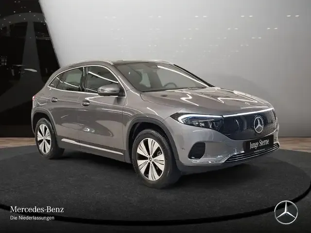Mercedes-Benz EQA 300