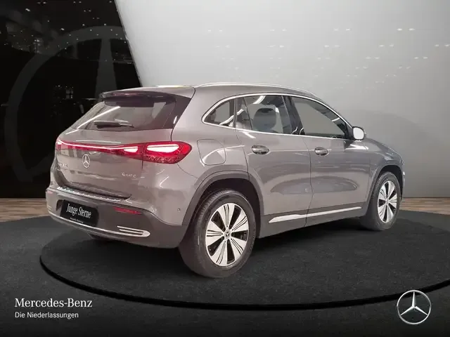 Mercedes-Benz EQA 300