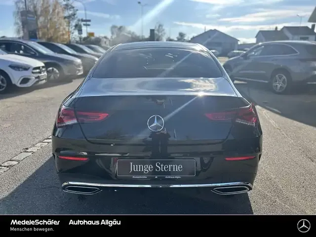 Mercedes-Benz CLA 220