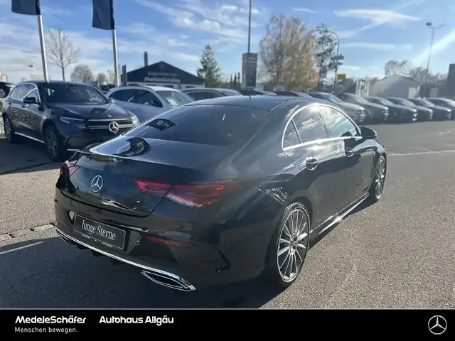 Mercedes-Benz CLA 220