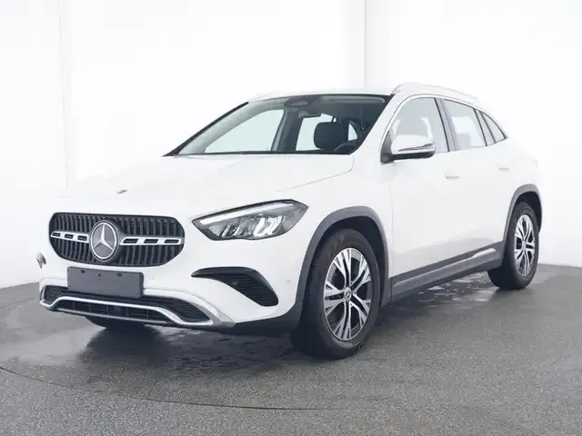 Mercedes-Benz GLA 180