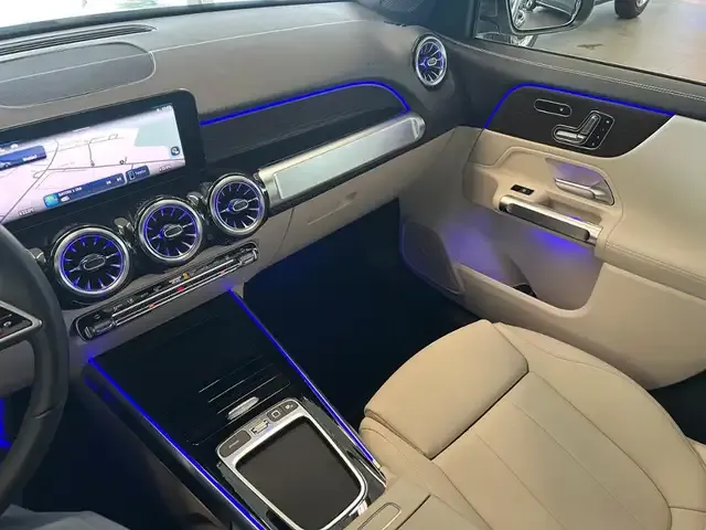 Mercedes-Benz EQB 300
