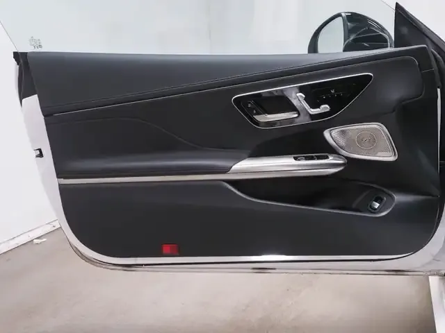 Mercedes-Benz CLE 200