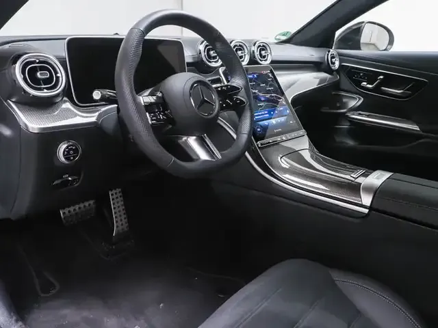 Mercedes-Benz CLE 200
