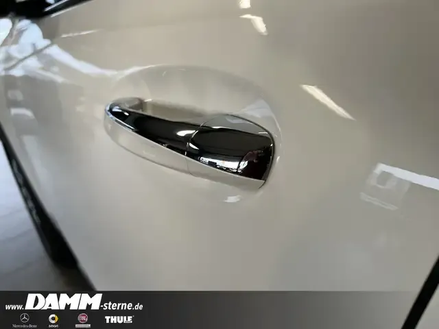 Mercedes-Benz EQB 300