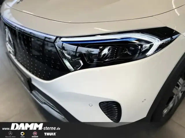 Mercedes-Benz EQB 300