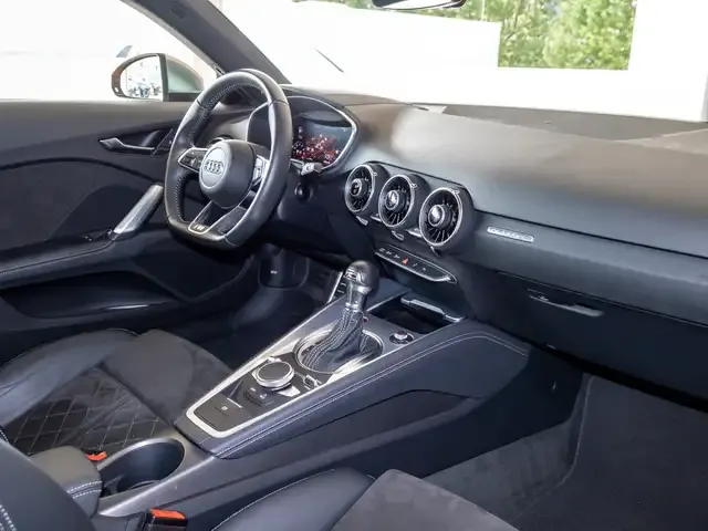 Audi TTS