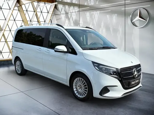 Mercedes-Benz V 220