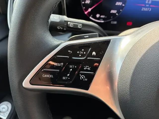 Mercedes-Benz V 220
