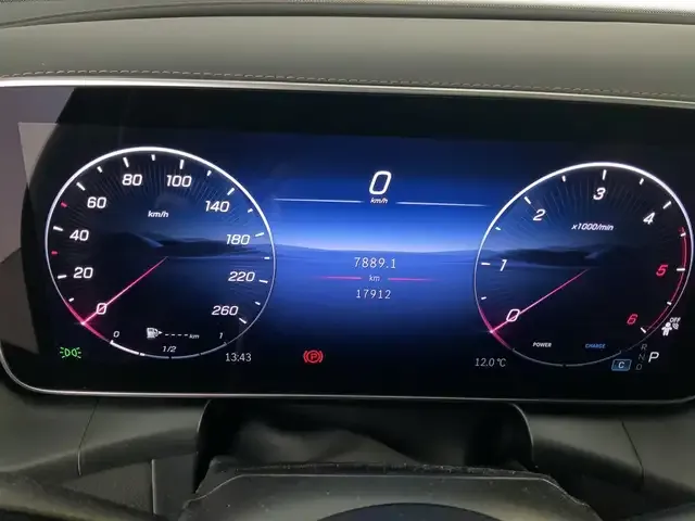 Mercedes-Benz GLC 220