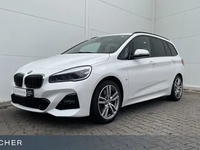 BMW 220