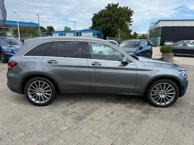 Mercedes-Benz GLC 200