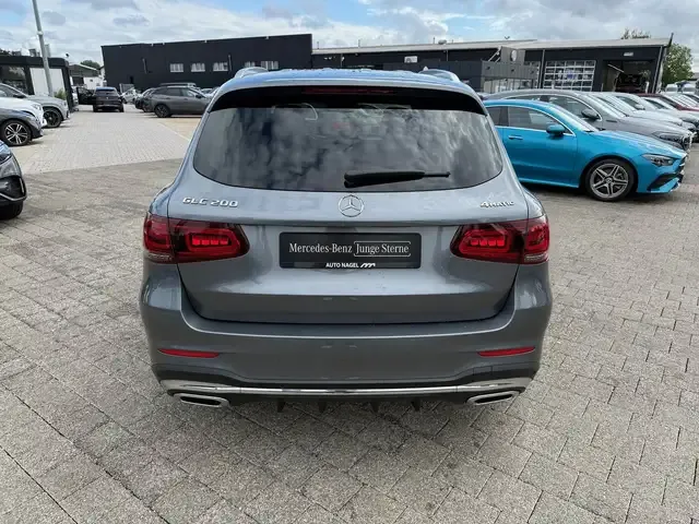 Mercedes-Benz GLC 200