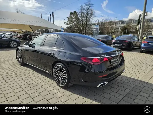 Mercedes-Benz E 400