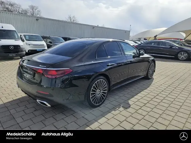 Mercedes-Benz E 400