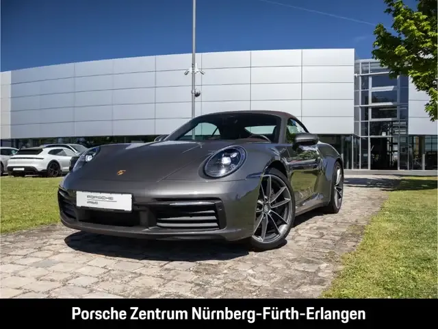 Porsche 992