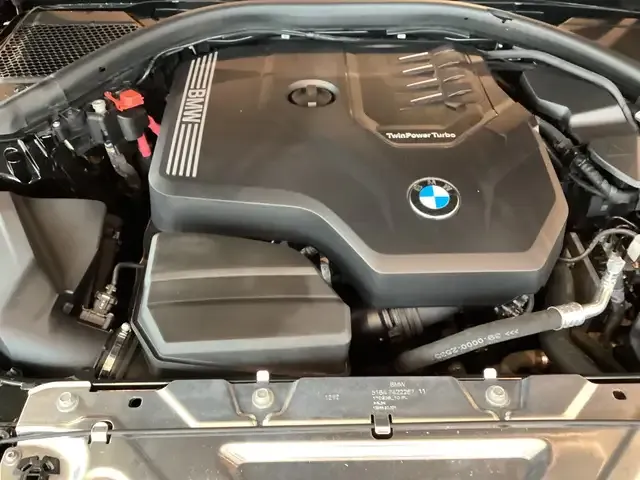 BMW 330