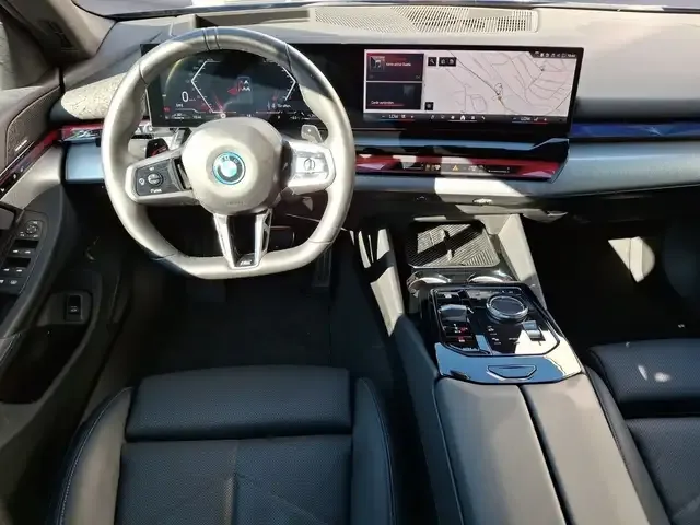 BMW 550