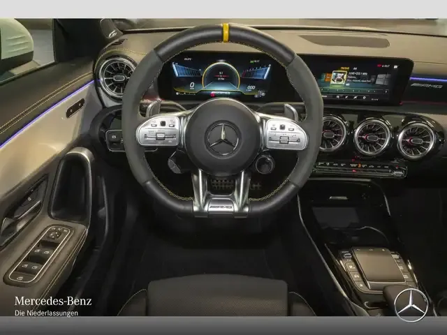 Mercedes-Benz CLA 45 AMG