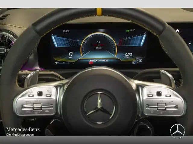 Mercedes-Benz CLA 45 AMG
