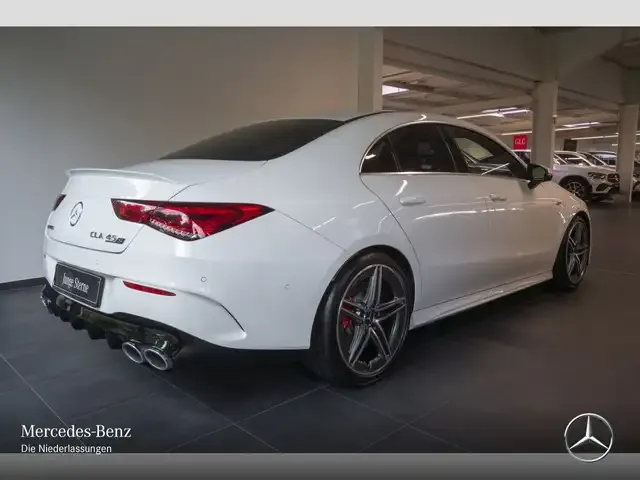 Mercedes-Benz CLA 45 AMG