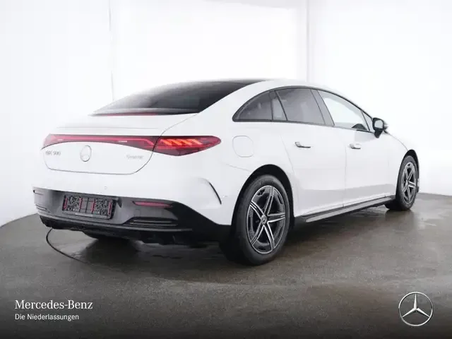 Mercedes-Benz EQE 500