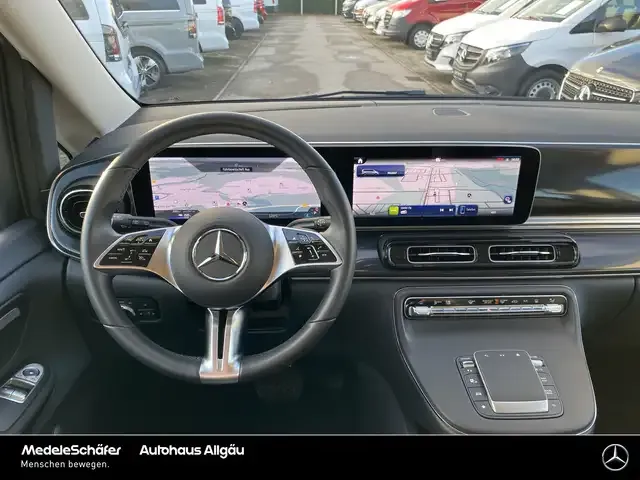 Mercedes-Benz EQV 300