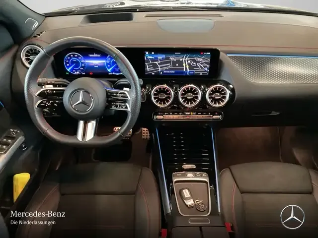 Mercedes-Benz EQA 300