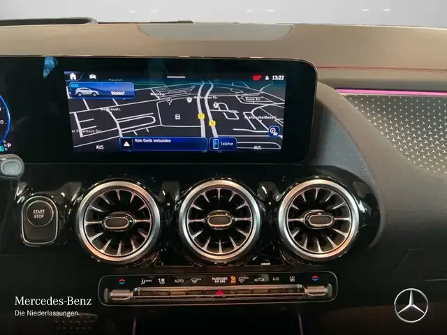 Mercedes-Benz EQA 300