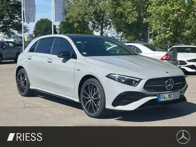 Mercedes-Benz A 250