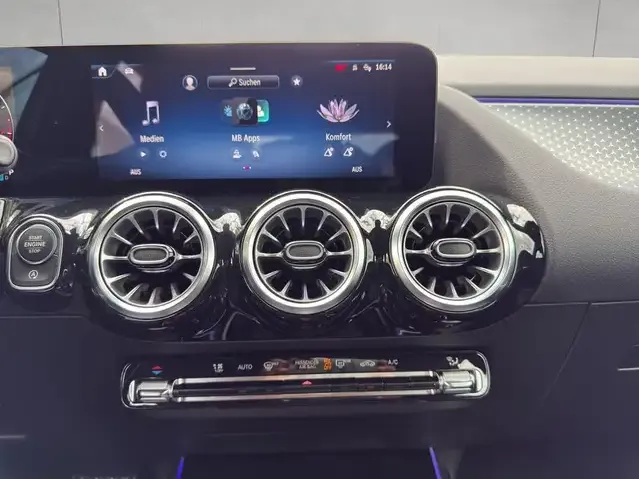 Mercedes-Benz GLA 180